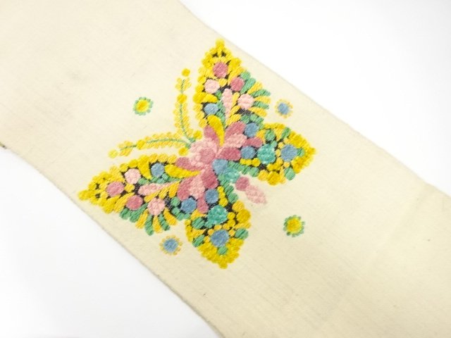 アンティーク　手織り真綿紬　蝶模様刺繍名古屋帯